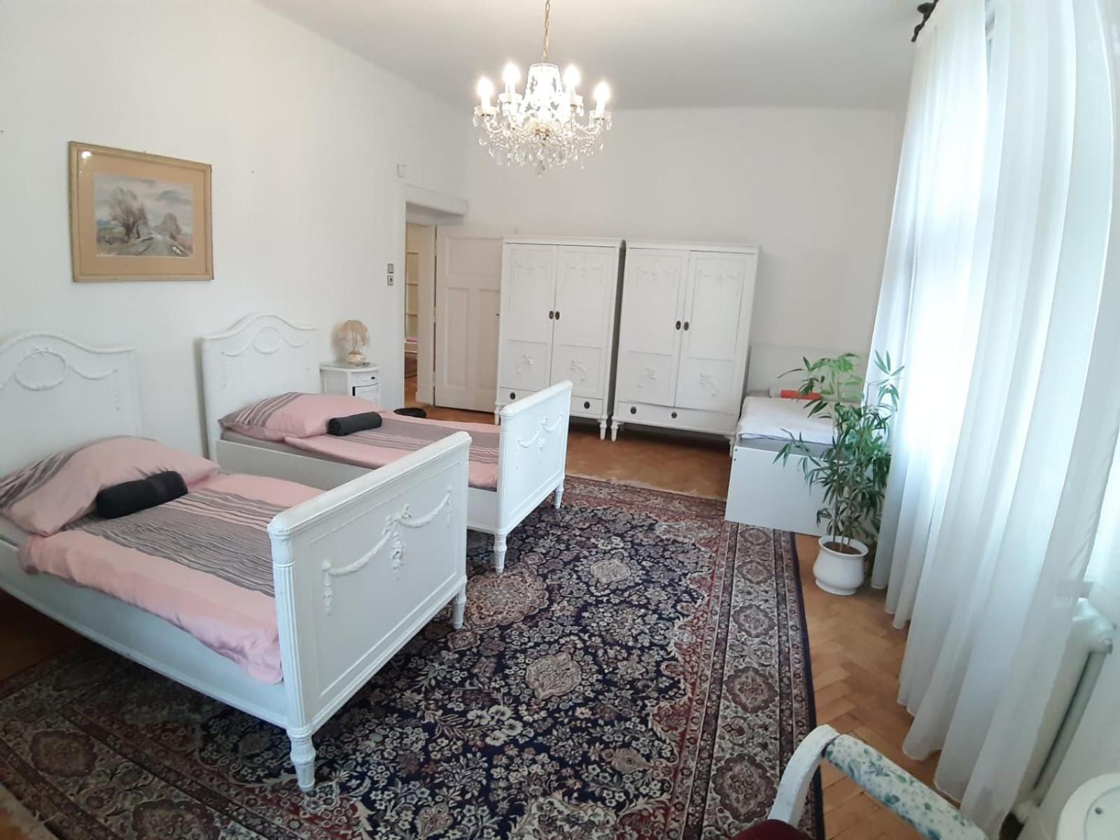 Rooms In Prague-Big+Comfy Praga Exterior foto
