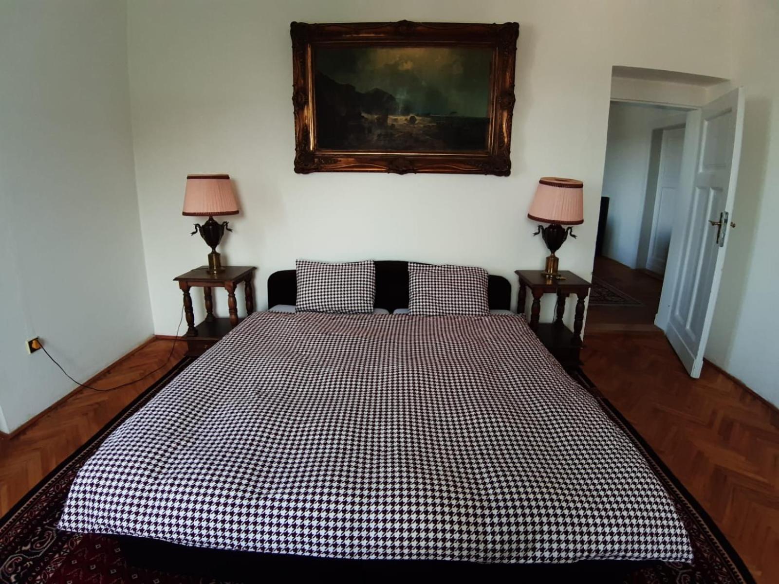 Rooms In Prague-Big+Comfy Praga Exterior foto