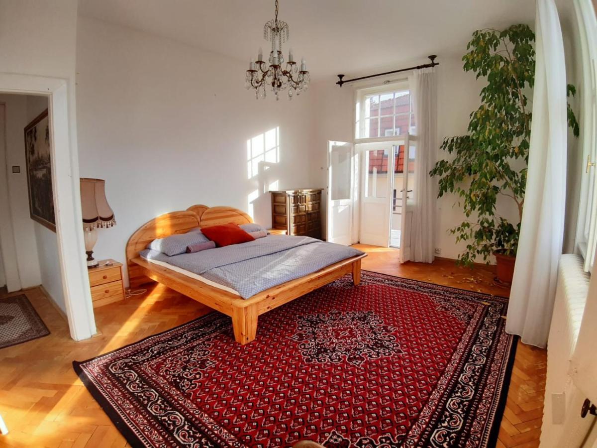 Rooms In Prague-Big+Comfy Praga Exterior foto
