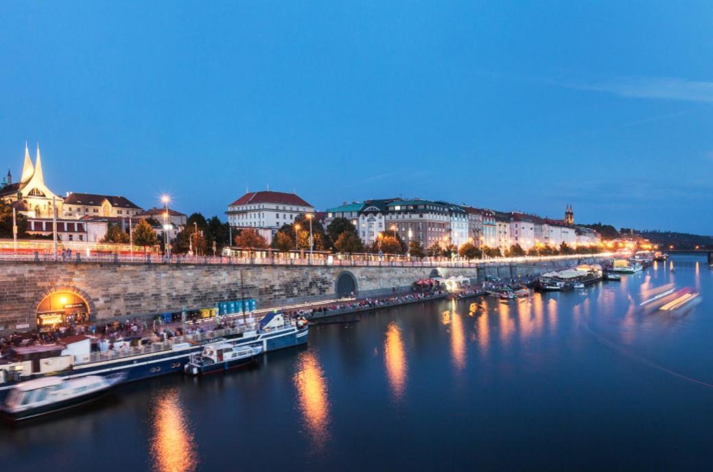 Rooms In Prague-Big+Comfy Praga Exterior foto